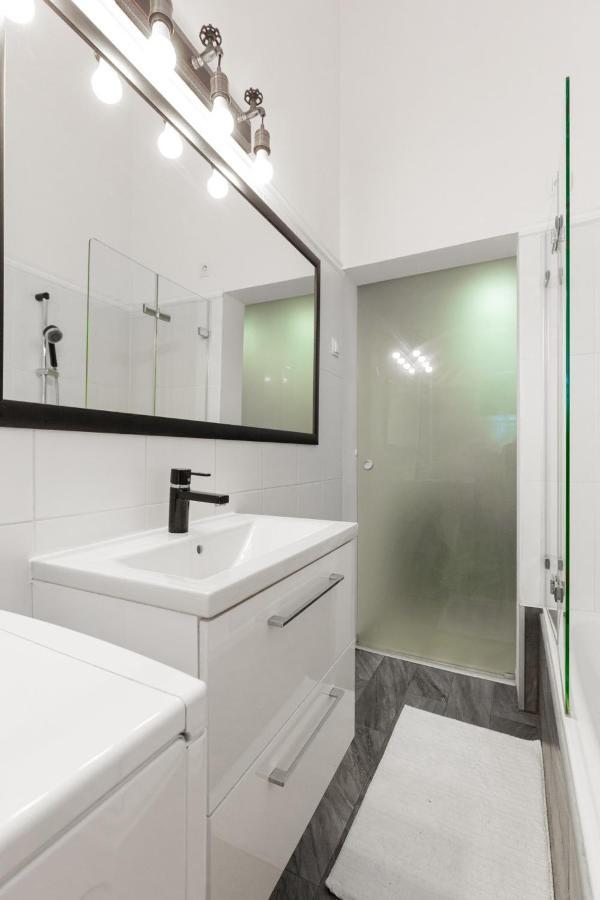 Standard Apartment By Hi5-Relax With Style Studio ブダペスト エクステリア 写真